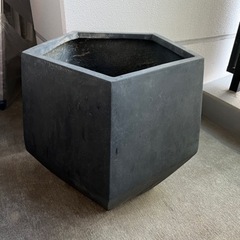 【取引中】大型鉢カバー　(大)