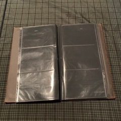 レザー調のアルバムの画像