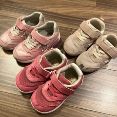 【値下げ】キッズ　光る靴有　3足　17cmの画像