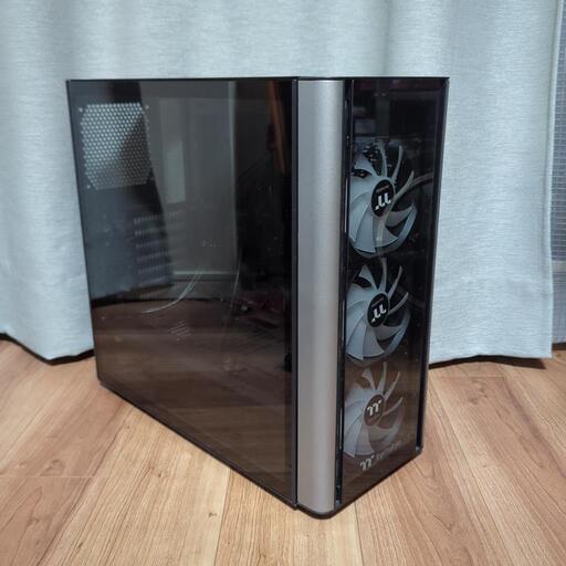 PCケース Thermaltake Level 20 ARGB RGBファン付き