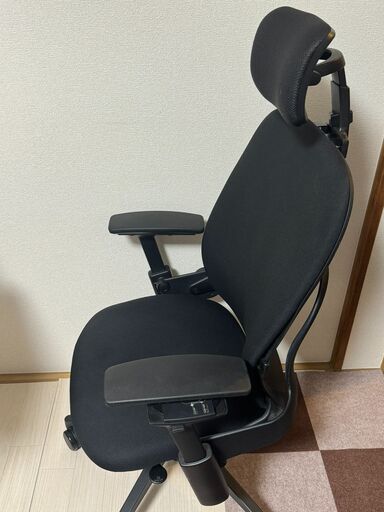 スチールケース リープチェア Steelcase Leap APモデル オフィスチェア 張地ブラック 背座クロス張り ブラックフレーム