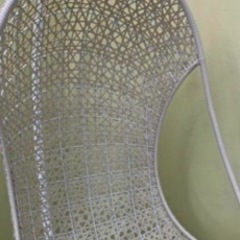 ハンキング エッグ🥚 チェア ホワイトラタンの画像