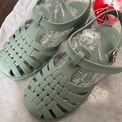 新品　サンダル19cm  グリーン