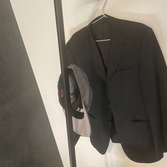 洋服ラック　壁掛け差し上げます