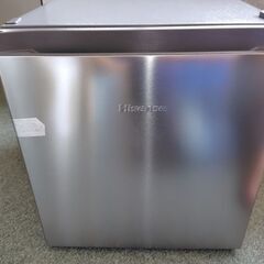 新品　hisense 小型冷蔵庫(45L）　HR-A45S