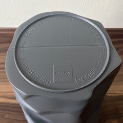 Binbin デザイン ゴミ箱の画像