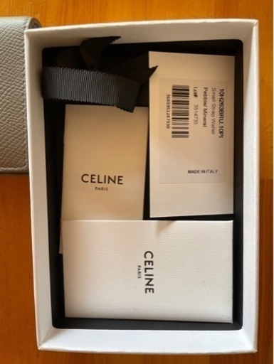 お値下げ可能！CELINE 財布 スモール ストラップウォレット エッセンシャル