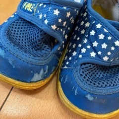 子ども靴スニーカーシューズの画像