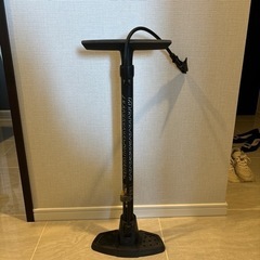 自転車の空気入れ