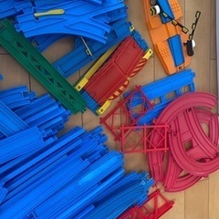 プラレール　線路　レール　大量　※橋脚、車両は別で売れてしまいました。の画像