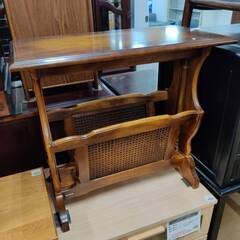 【愛品倶楽部柏店】karimoku サイドテーブル(マガジンラッ...