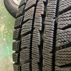 まもなく終了 205/65R-15カムリ アルミスタッドレスセット車のパーツ