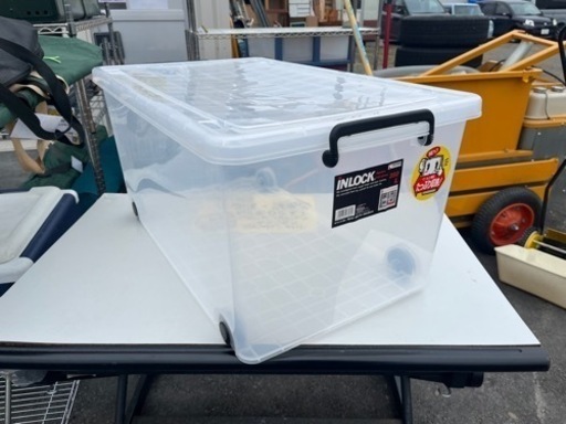 天馬 INLOCK クリア 収納ケース 350L キャスター•蓋付き W440 D740 H350 2点あります！　中古品 ③