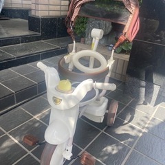 三輪車