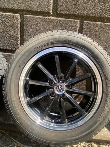 車のパーツ タイヤ、ホイール