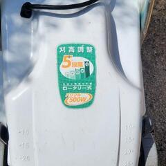 （決）makita（マキタ）230mm芝刈機　動作品　MUM236の画像