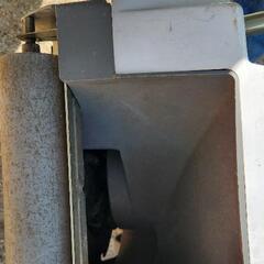 （決）makita（マキタ）230mm芝刈機　動作品　MUM236の画像