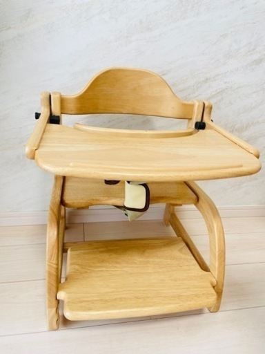 大和屋　すくすくローチェア　ベルト付き