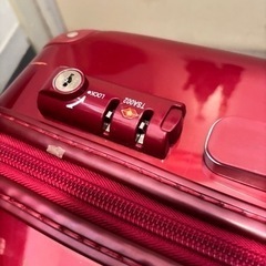 ★CARGO 赤 キャリーケース ★※訳あり！の画像