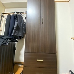 衣類収納　タンス