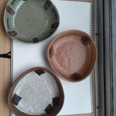 今月末まで お値下げ中 おにぎり型の皿3枚