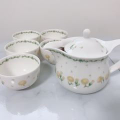 受渡者決定済み❗️無料✨ティーポット＆ティーカップセット生活雑貨...