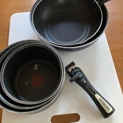 ガス用　
鍋　フライパン　まな板　持ち手など　