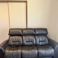 MARUICHI   マルイチセーリング    リクライニング 3人掛けソファ    (ブラウン）の画像