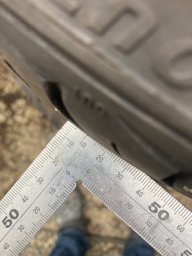 車のパーツ タイヤ、ホイール