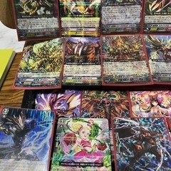 ヴァンガード カードゲーム トレーディングカードの画像