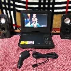 DVDプレイヤー　Qriom ポータブルDVDプレイヤー  新品同様の画像