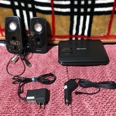 DVDプレイヤー　Qriom ポータブルDVDプレイヤー  新品同様の画像