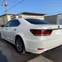 レクサスLS600 ハイブリッド4WD すぐ乗れますよの画像