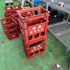 一升　ビール瓶ケース　9個の画像