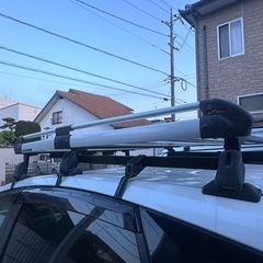プリウスα