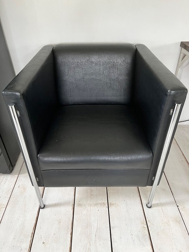 【値下げしました】家具　ソファ　一人用　モダン 美品