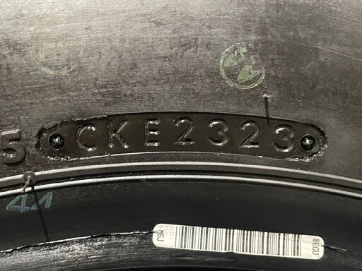 新車外し 2023年製 DUNLOP SP175N 195/80R15 107/105N LT 15インチ 夏タイヤ 4本 キャラバン