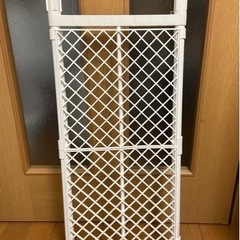 メッシュつっぱり棚の画像