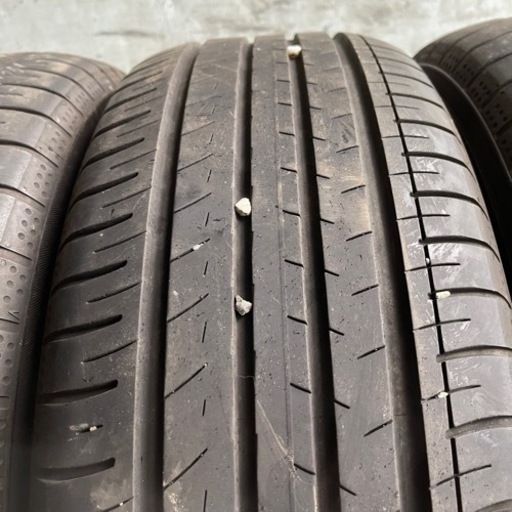 バリ山　YOKOHAMA ヨコハマ　BluEarth-GT AE51 215/60R16 夏タイヤ　2022年製　16インチ