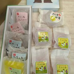 未使用美品 固形石鹸 36個セット まとめ売り 高級 馬油 蜂蜜 ボヌール洗顔 樹液 果樹液 木酢 ヒノキ ウコン サンタマリアノヴェッラ 外国の画像
