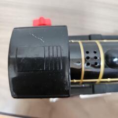 おもちゃ 機関車の画像