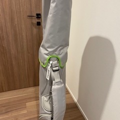 テーラーメイド　キャディバッグ　(無料配達)の画像