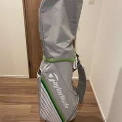 テーラーメイド　キャディバッグ　(無料配達)の画像
