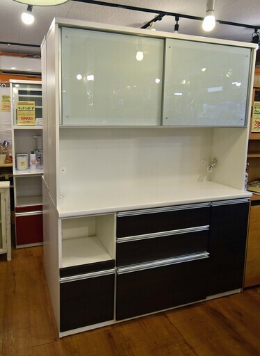 ●近郊格安配送可(^^♪●使用一ヶ月　156ｃｍ　キッチンボード　新品同様●相模原　横浜　神奈川●16万購入●160●