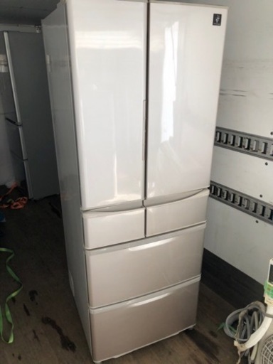 北九州市内配送無料　保証付き　シャープ SHARP SJ-XF44X-S [プラズマクラスター搭載冷蔵庫 （440L・フレンチドア） 6ドア ジュエルシルバー]