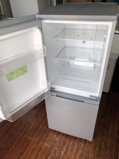 北九州市内配送無料　保証付き　2020年　シャープ SHARP 冷蔵庫(幅49.5cm) 152L つけかえどっちもドア 2ドア ホワ