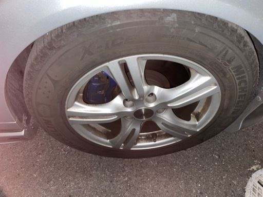 車のパーツ タイヤ、ホイール