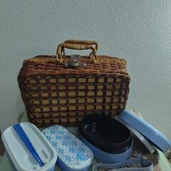 籐製の、バッグの画像