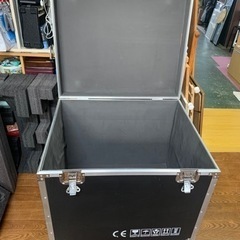 輸送ケース　大型機器の画像