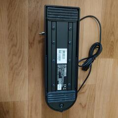 ヤマハ　電子キーボード　NP12WH　＆　フットスイッチFC4Aの画像